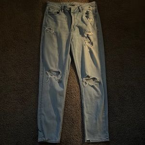 American Eagle size 6 stretch mom jeans